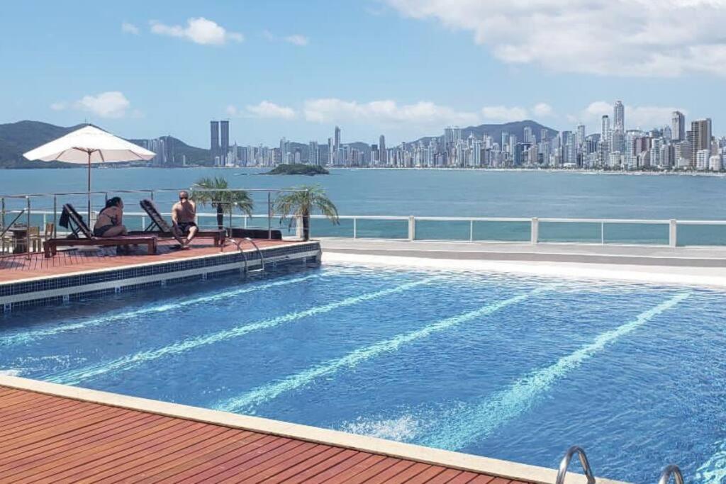 Apartamento Beira Mar, Vista De Bc Norte